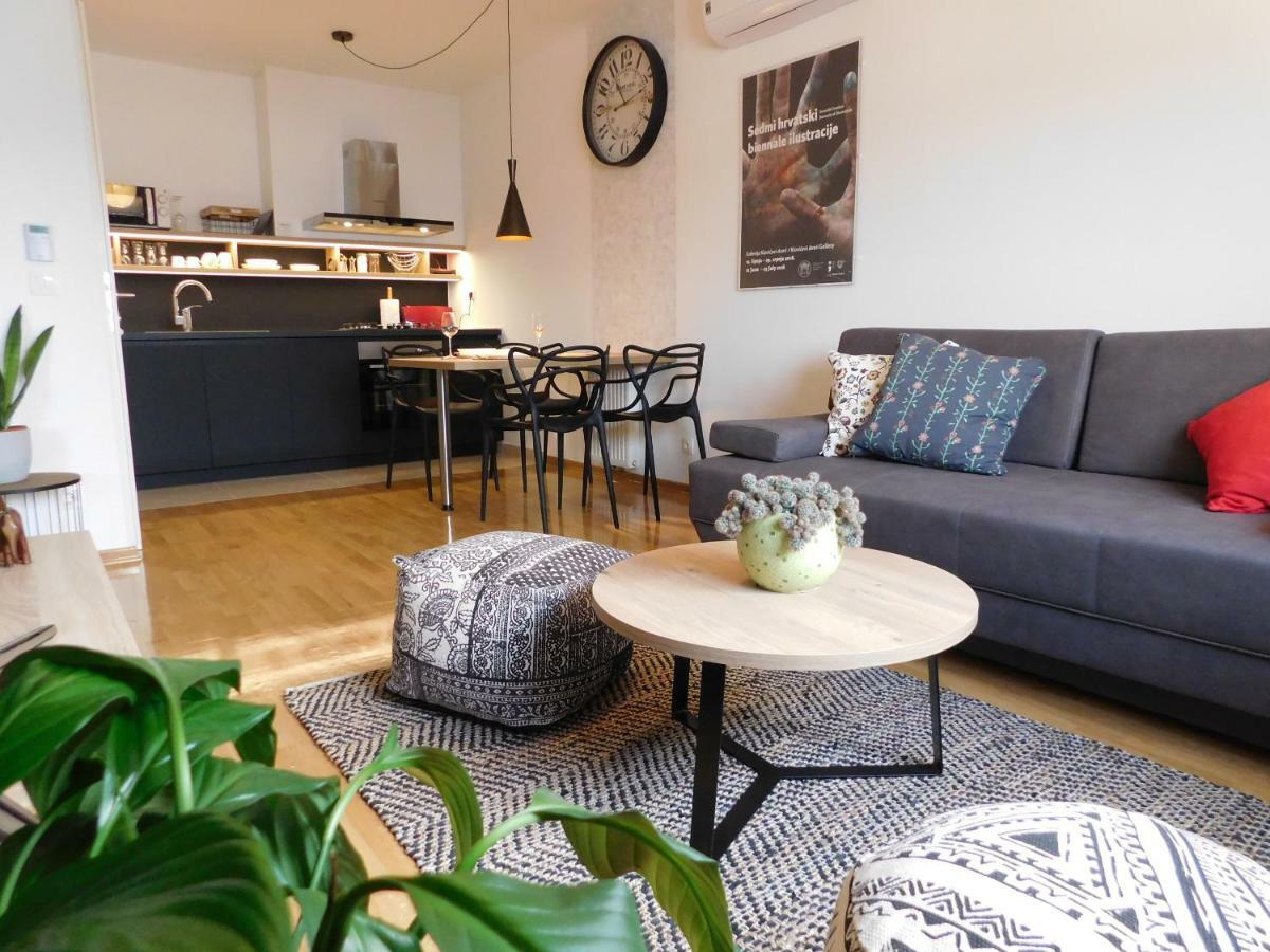 Apartman Nadja Arena Zagabria Esterno foto
